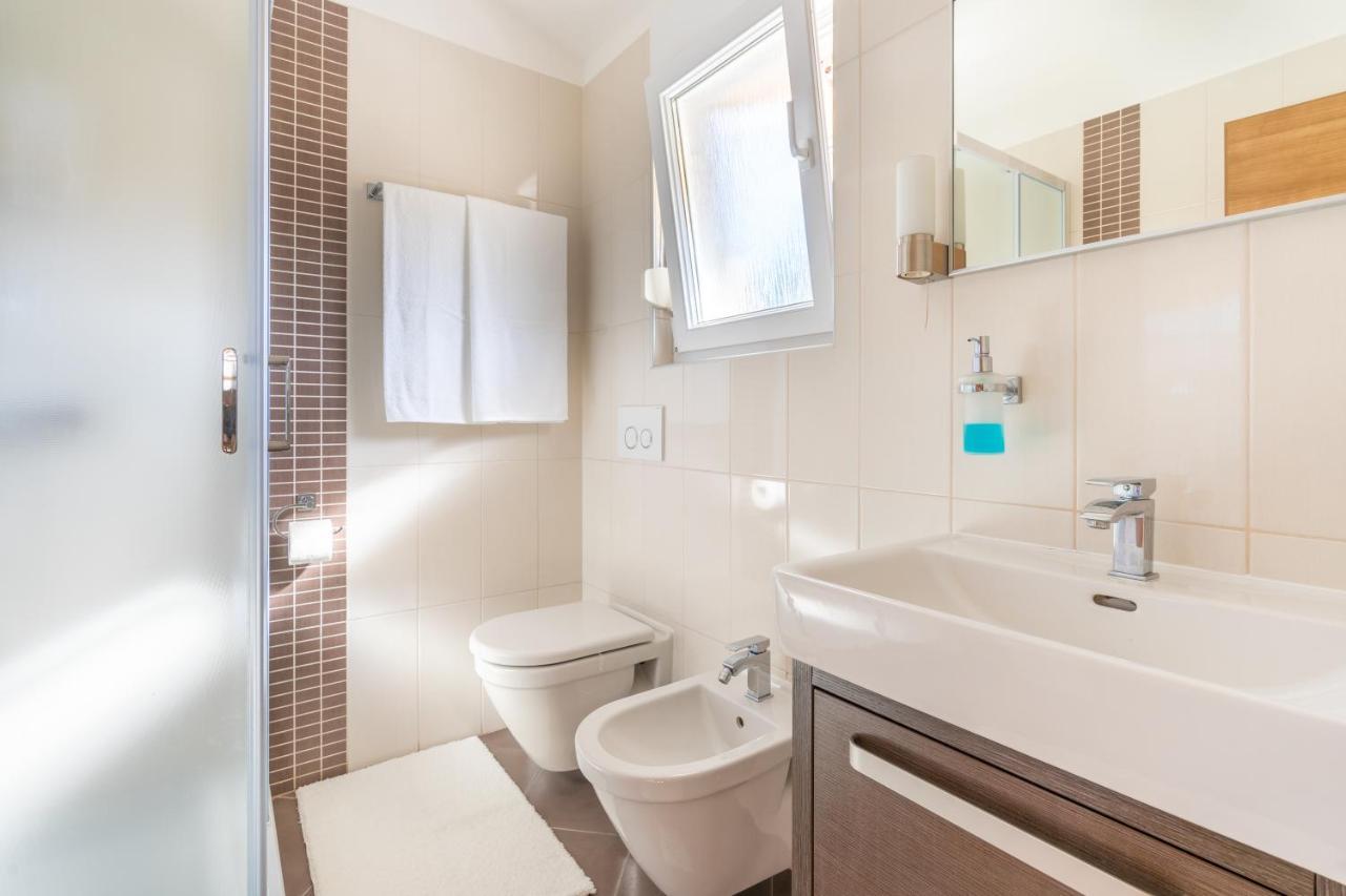 Penthouse Gea Premantura Exterior foto