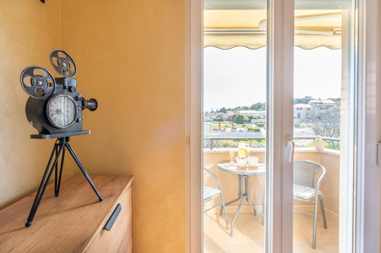 Penthouse Gea Premantura Exterior foto