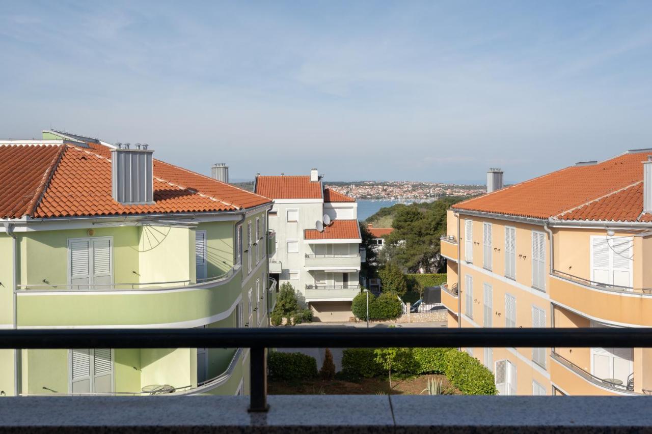Penthouse Gea Premantura Exterior foto